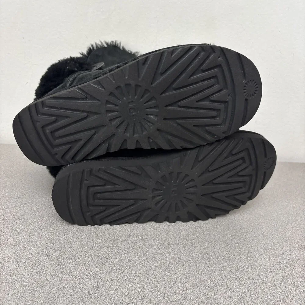 UGG black womens size